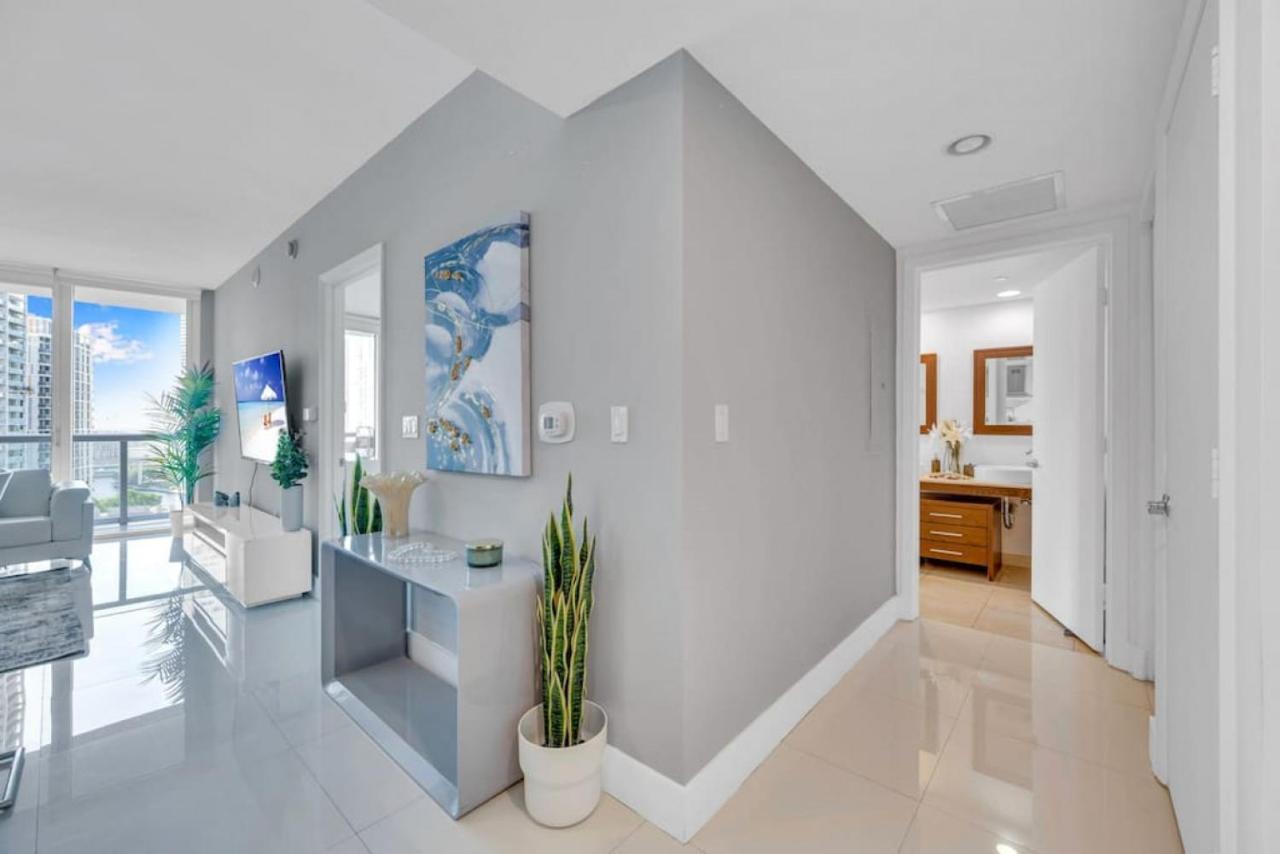 Modern 1 Bed Icon Brickell With Amazing Views Apartment Miami Exterior photo